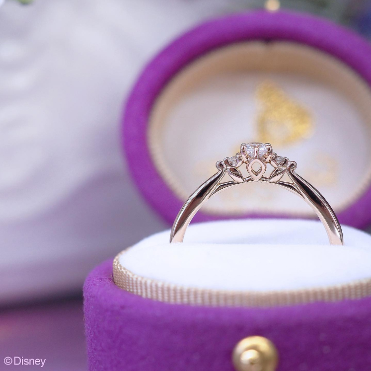 Disneyラプンツェルの婚約指輪でエンゲージリングのOneWish
