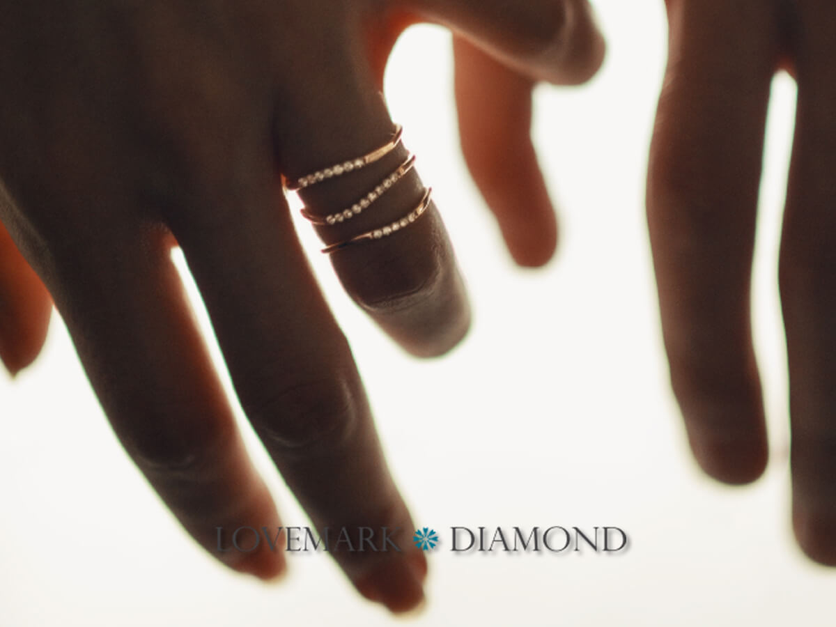 広島県福山市にあるセレクトジュエリーショップヴァニラで中国エリア初登場となるジュエリーブランドLOVEMARK DIAMONDのダイヤモンドリング