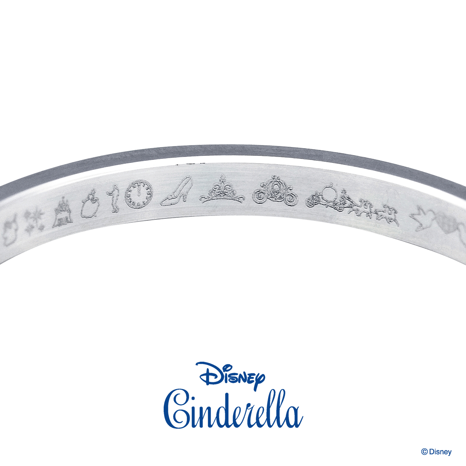 DisneyCinderellaディズニーシンデレラの婚約指輪エンゲージリングEngagementringと結婚指輪マリッジリングMarriageringのセットリングSetringのリング内側シンデレラ刻印