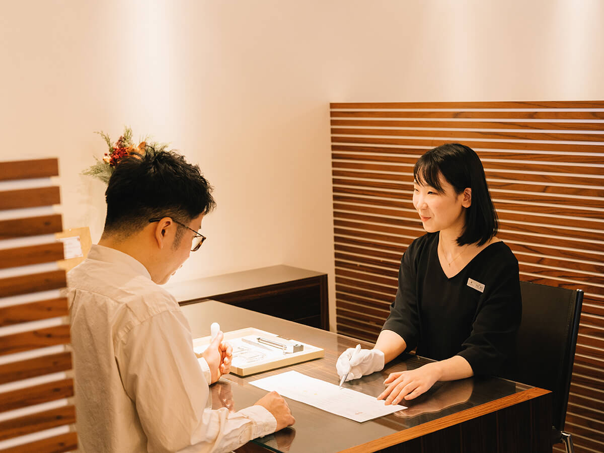 広島県広島市と福山市のサプライズプロポーズで人気の婚約指輪が揃うセレクトジュエリーショップVANillAヴァニラのコンシェルジュ